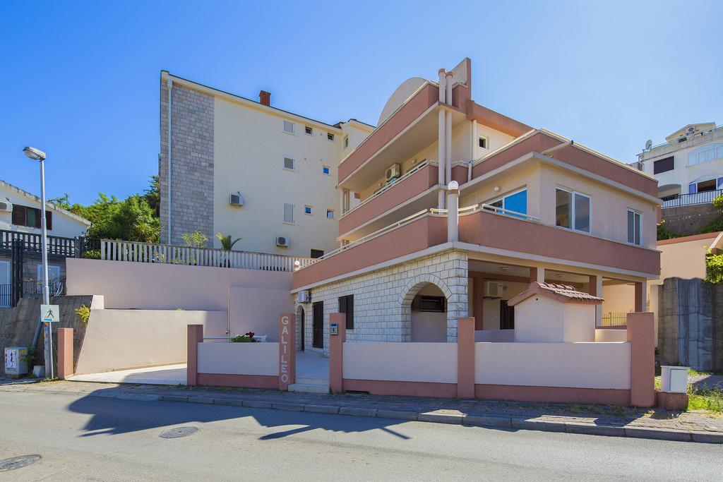 Apartments Vila Galileo Budva Luaran gambar