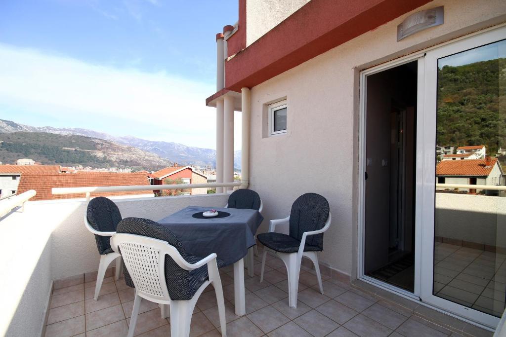 Apartments Vila Galileo Budva Bilik gambar