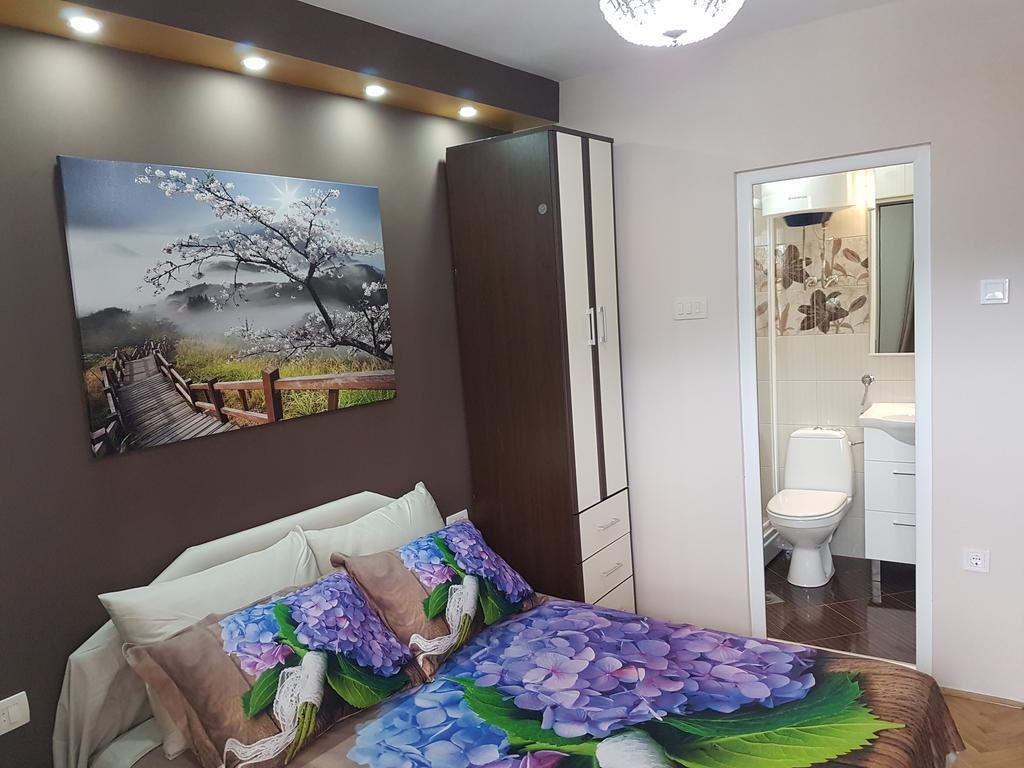 Apartments Vila Galileo Budva Luaran gambar