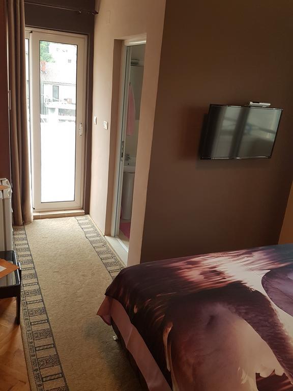 Apartments Vila Galileo Budva Luaran gambar
