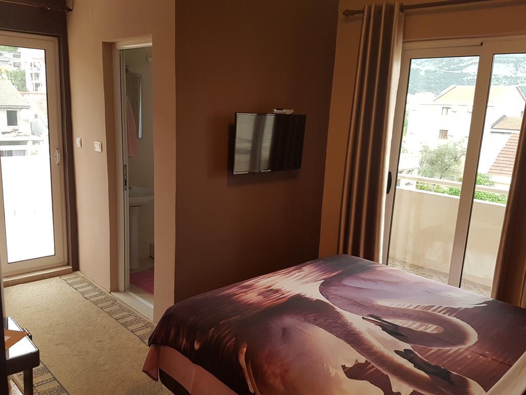 Apartments Vila Galileo Budva Luaran gambar
